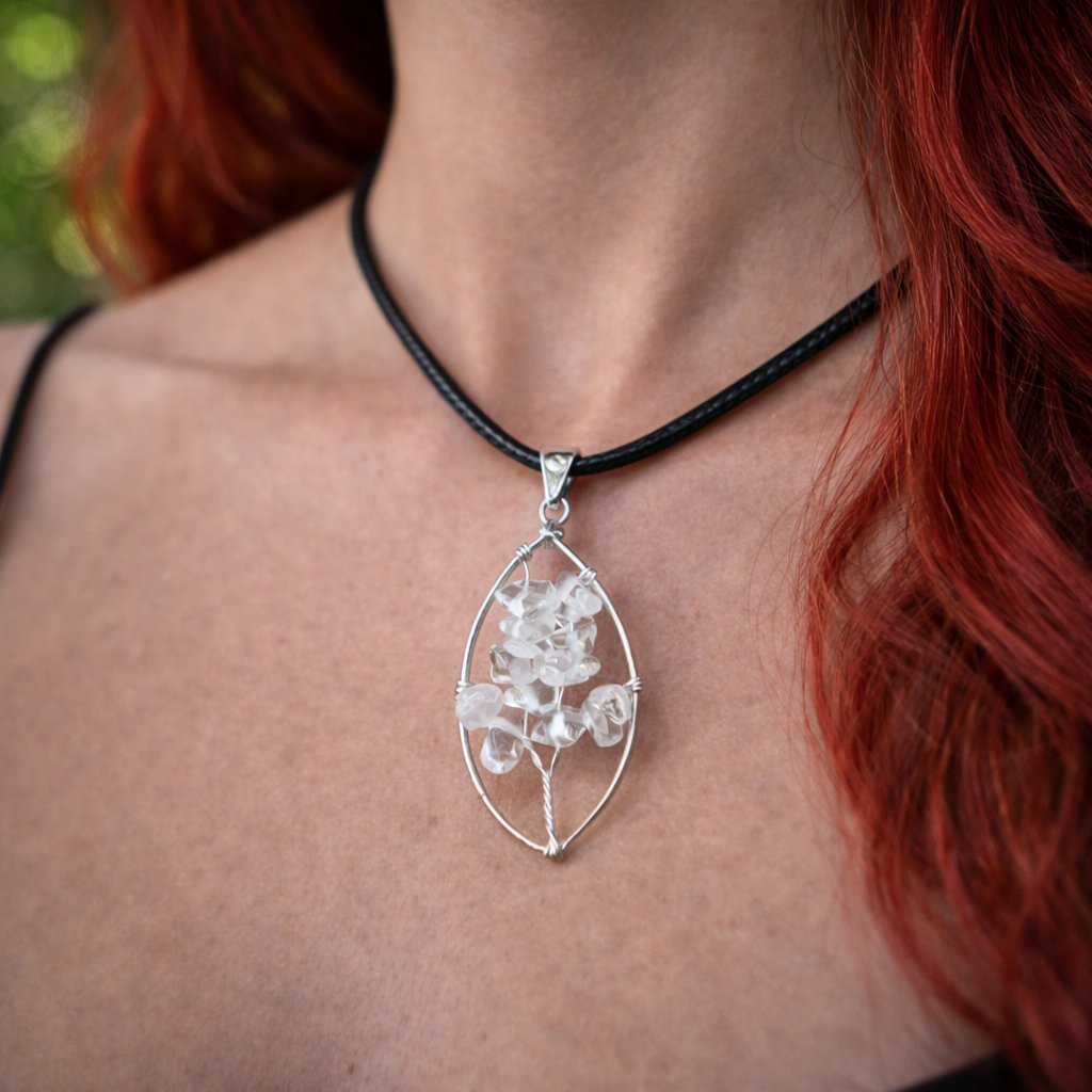 Collier Arbre de Vie, avec chips de Cristal de Roche